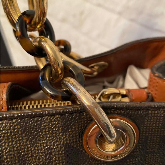 GUC Michael Kors Satchel Bag - Picture 10 of 11